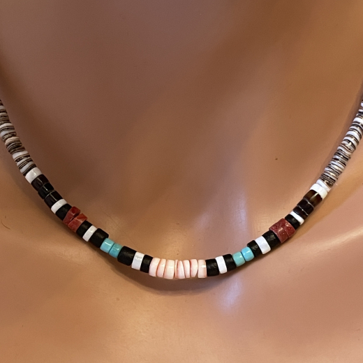 Muschelkette mit T�rkis Koralle Indianerschmuck