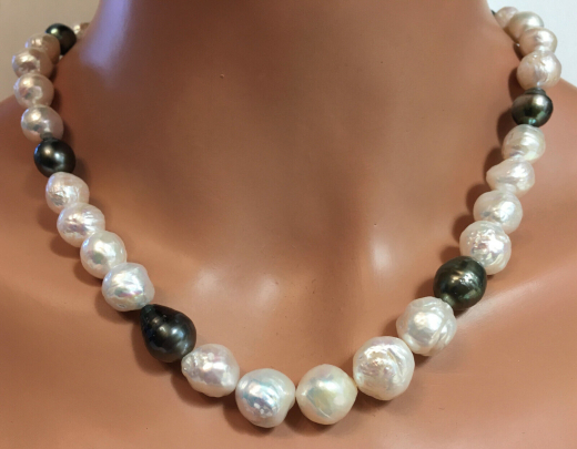 SWZ Perlenstrang mit Tahiti Perlen