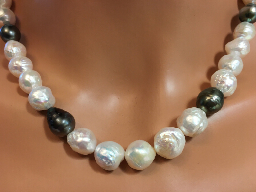 SWZ Perlenstrang mit Tahiti Perlen