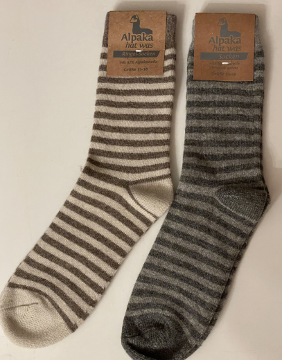 Geringelte Alpakasocken im Gr. 43 - 46