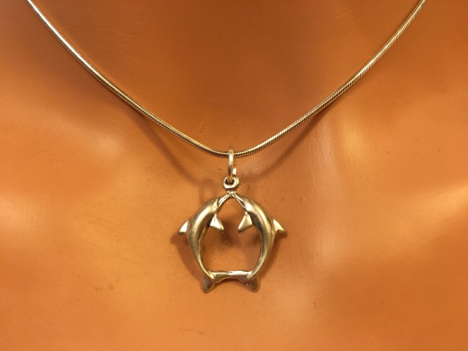 Kissing Dolphins Anh�nger