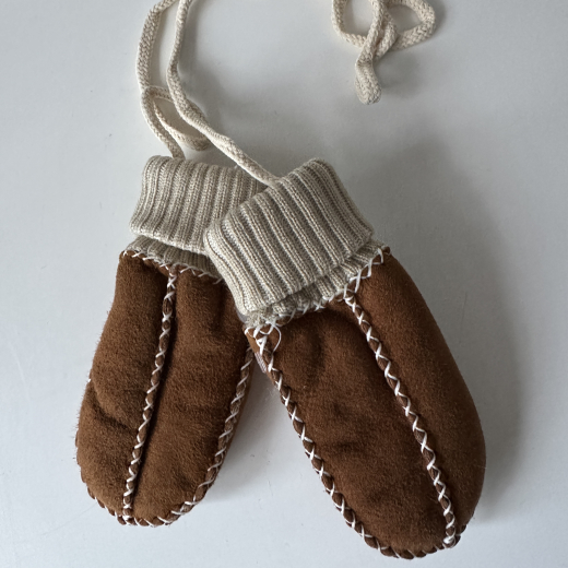 Baby Fausthandschuhe aus Lammfell